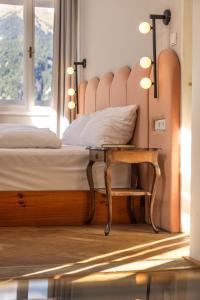 En eller flere senge i et værelse på the eighteen86 by keyone + 95 billeder