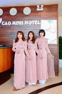 Μέλη του προσωπικού του Cao Minh Hotel Đồng Hới +30 φωτογραφίες