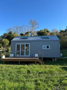 Το κτήριο όπου στεγάζεται  η παραθεριστική κατοικία