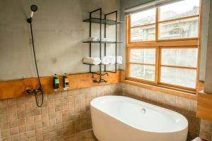 Ένα μπάνιο στο Lucky 17 Homestay +29 φωτογραφίες