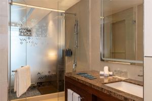 Ένα μπάνιο στο Radisson Blu Hotel, Conakry