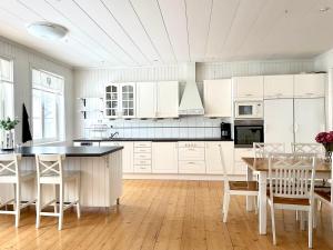 Galeriebild der Unterkunft Timrå Farmhouse in Timrå