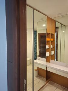 Bilik mandi di Beachfront condominium - Pattaya