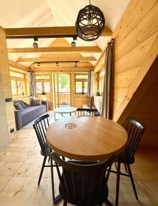 Et opholdsområde på Apartament Tatrzański + 11 billeder