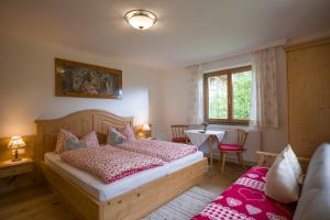 Fotografie z fotogalerie ubytování Apartment Kornerhof Kaltenbach Zillertal v destinaci Kaltenbach