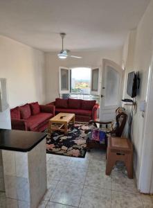 Χώρος καθιστικού στο شاليه شاطئ الفيروز ك37