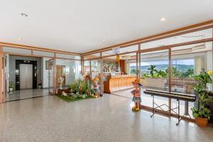 Φωτογραφία από το άλμπουμ του 3 bedroom condo with beautiful views σε Ko Samui