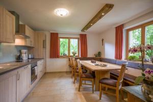 Fotografie z fotogalerie ubytování Apartment Kornerhof Kaltenbach Zillertal v destinaci Kaltenbach