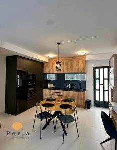 Η κουζίνα ή μικρή κουζίνα στο Stunning 2- Bed Flat in San Miguel