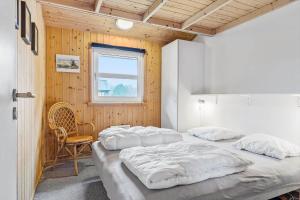 Ένα ή περισσότερα κρεβάτια σε δωμάτιο στο TV1311-Bindslev-Ostervej-40