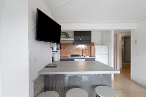 Køkken eller tekøkken på Appartement Cosy À Font Romeu + 12 billeder