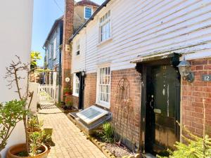 Budova, kde se prázdninový dům nachází