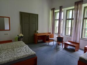 Fotografie z fotogalerie ubytování Zámecký areál Holovousy v destinaci Holovousy