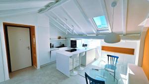 Fotografie z fotogalerie ubytování La Mansarda di Via Niella v destinaci Savona