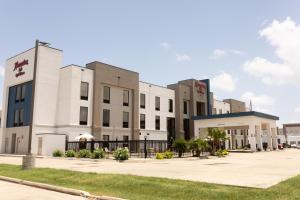 a rendering of the exterior of a building at Hampton Inn Victoria in Victoria
