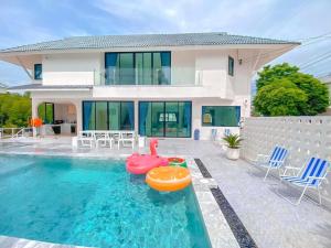 Πισίνα στο ή κοντά στο Viewlay Villa Cha am