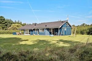 Το κτήριο όπου στεγάζεται  η παραθεριστική κατοικία