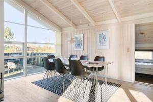 Χώρος καθιστικού στο TV1330-Bindslev-Kornblomstvej-3