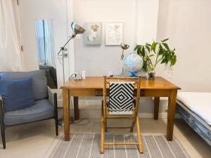 Χώρος καθιστικού στο Urban Oasis Studio, Miami near Coral Gables #5