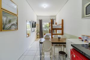 Kuchyň nebo kuchyňský kout v ubytování Lindos Lofts no Centro de Floripa - FLT + 40 fotografií