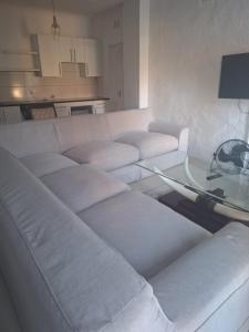 Χώρος καθιστικού στο M&M2 Guest Lodges