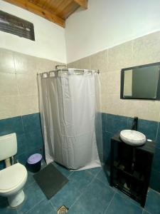 Ένα μπάνιο στο Hostel San Miguel +6 φωτογραφίες