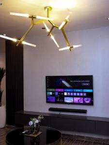 Afbeelding uit fotogalerij van 2 bedroom at Diz Eden in Accra +20 foto's