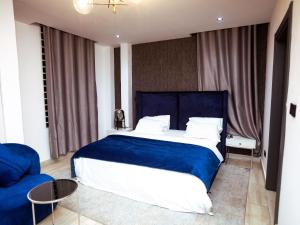 Ένα ή περισσότερα κρεβάτια σε δωμάτιο στο 2 bedroom at Diz Eden