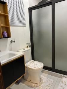 Ένα μπάνιο στο ProSpec Modern Homes +3 φωτογραφίες