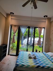 Postel nebo postele na pokoji v ubytování Restaurante y Hostal Romayor