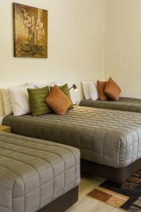 Χώρος καθιστικού στο Campbelltown Colonial Motor Inn