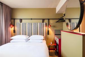 Gallery image of Me and All Hotel Berlin East Side, by Hyatt - NEW OPENING in Berlin +23 photos