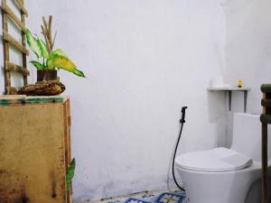 Vannituba majutusasutuses Amwani Beach Camp - Mini Glamping Tent +54 fotot