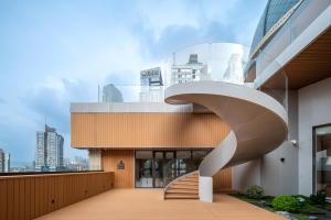 Gallery image of Chongqing Jiefangbei Pedestrian Street Intercity Hotel in Chongqing