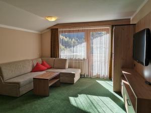 Μια τηλεόραση ή/και κέντρο ψυχαγωγίας στο Appartement Mühlau