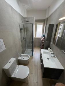 Ένα μπάνιο στο Marianna's House
