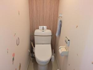 Ένα μπάνιο στο Hana Hostel Fujisan Apartment +44 φωτογραφίες