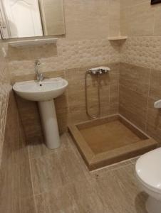 Ένα μπάνιο στο House of Happiness Level 2