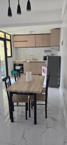 Kuchyň nebo kuchyňský kout v ubytování Safari Accomodation