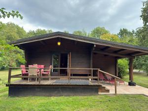 Το κτήριο όπου στεγάζεται  η παραθεριστική κατοικία +79 φωτογραφίες