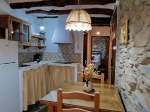 Η κουζίνα ή μικρή κουζίνα στο La Casa del Charquillo