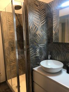 Ένα μπάνιο στο Claudia's Flat +16 φωτογραφίες