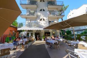 Restaurace v ubytování Hotel Falco