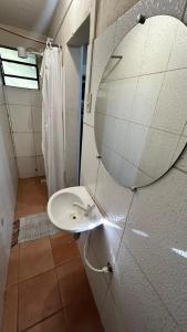 Ένα μπάνιο στο Nuh Hostel +39 φωτογραφίες