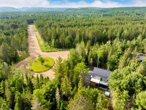 Gallery image of Le chalet ALTO - Nature & Détente in Saint-Alexis-des-Monts