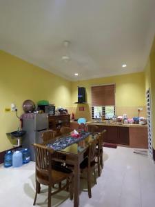 Gallery image of Sobey Laris Homestay Pasir Mas Town in Pasir Mas +9 photos