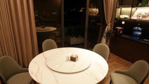 TV a/nebo společenská místnost v ubytování MD Hotel