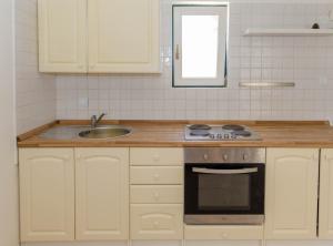 Imagen de la galería de Apartments Voga, en Maslinica
