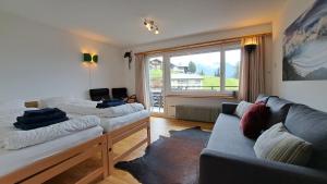 Χώρος καθιστικού στο Sunny 5 guests apartment by Moosfluh gondola