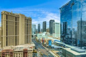 a view of a city with many tall buildings at Luxurious MGM Strip View 07605 Balcony in Las Vegas +7 photos